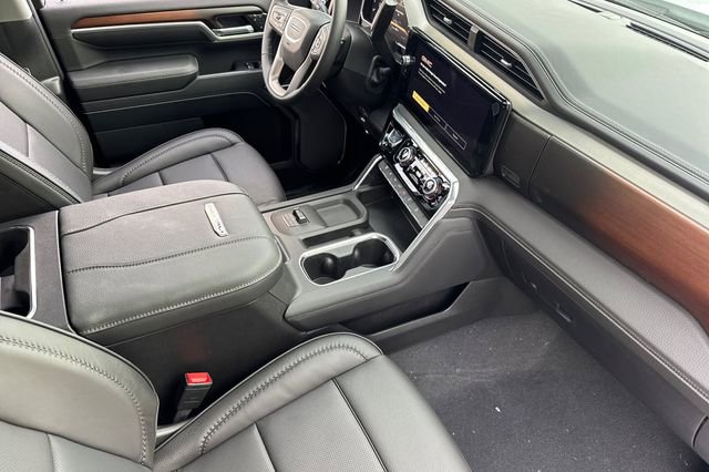 New 2026 GMC Sierra 2500 Denali w/ Denali Reserve Package image 15