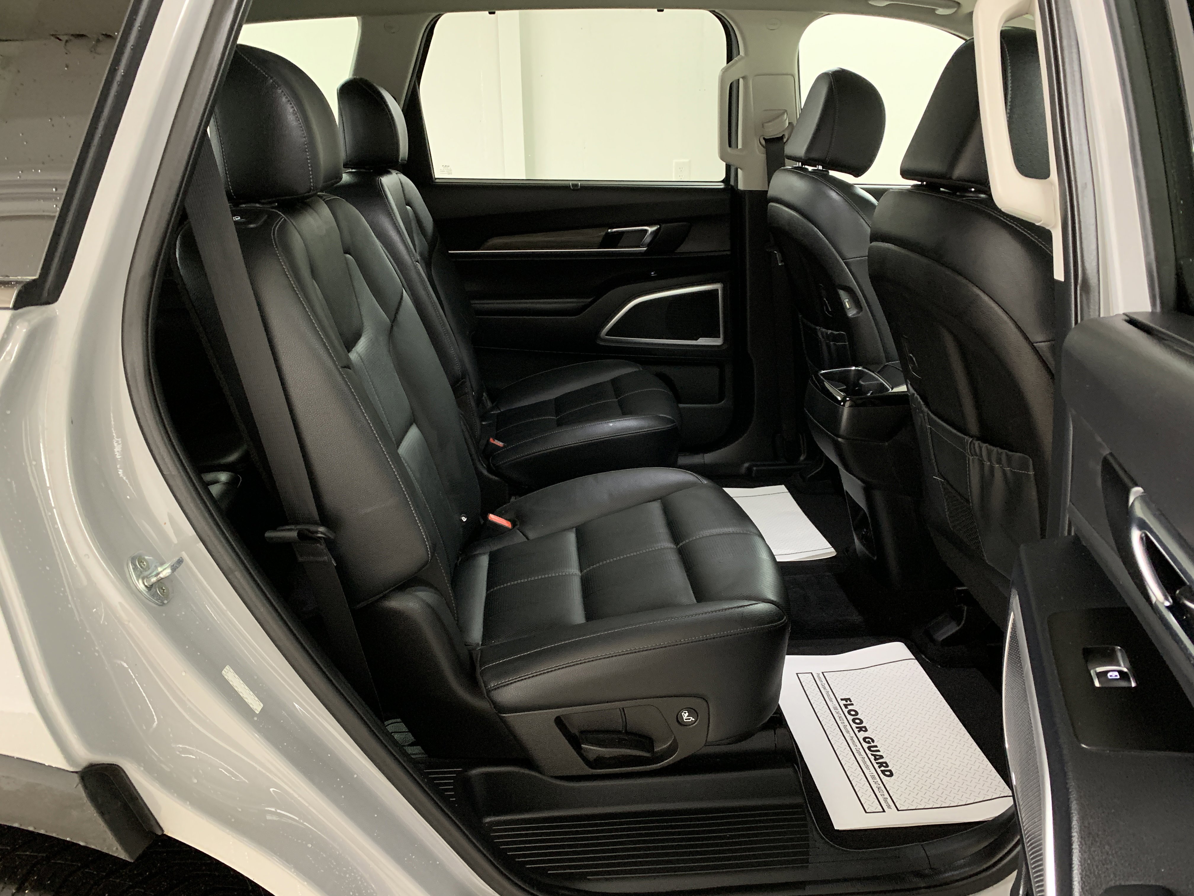 Used 2022 Kia Telluride EX w/ EX Premium Package image 34