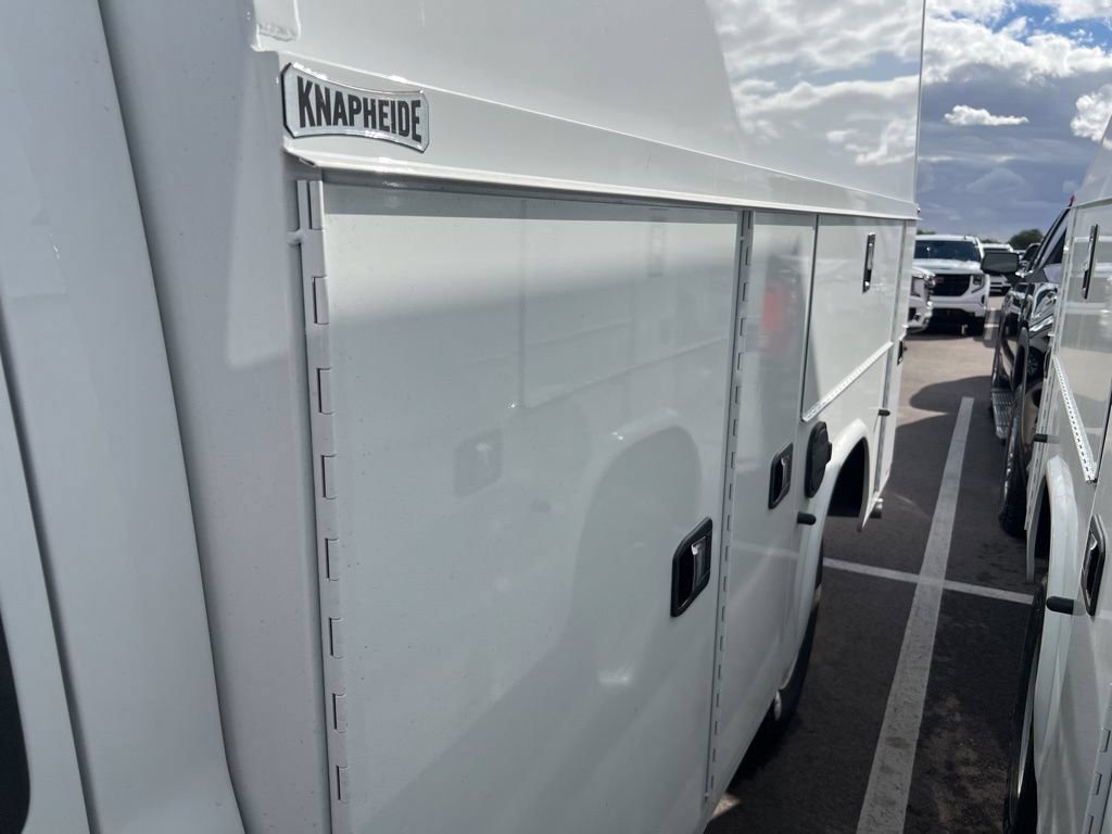 New 2025 GMC Savana 3500 w/ Power Convenience Package RWD image 6