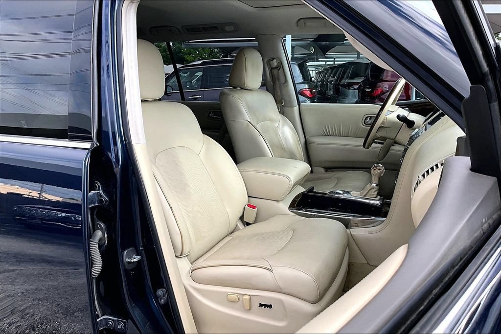 Used 2016 INFINITI QX80 2WD w/ Driver's Assistance Package image 10