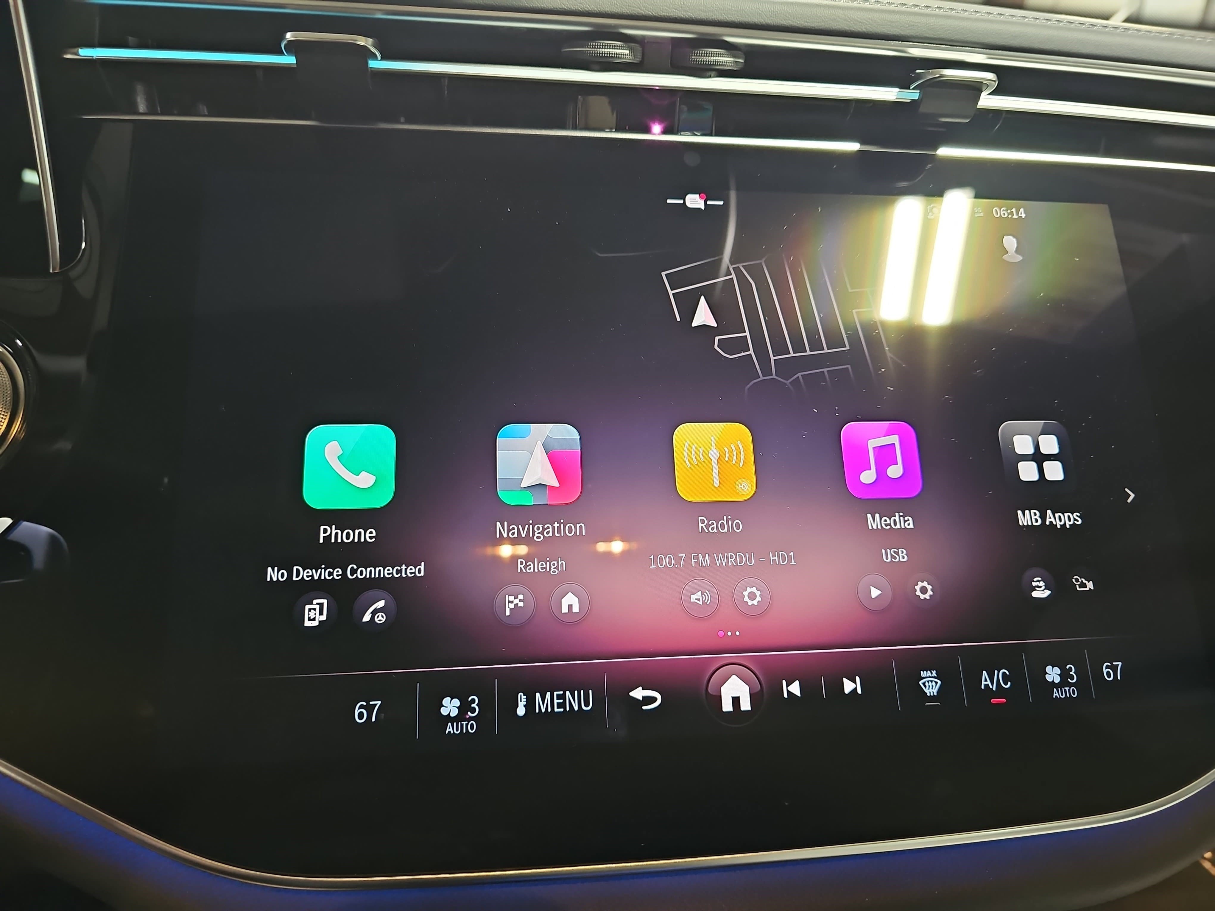 New 2026 Mercedes-Benz E 53 AMG e 4MATIC Sedan image 23