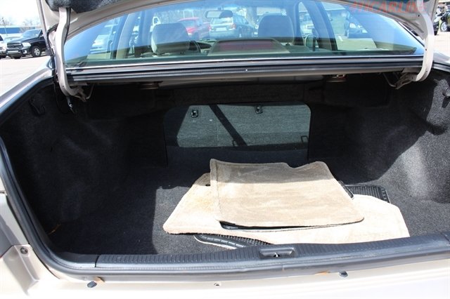 Used 2001 Toyota Camry CE FWD image 30