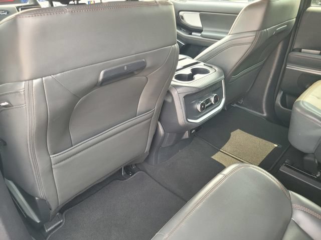 Certified 2025 Ford Expedition Active RWD image 12