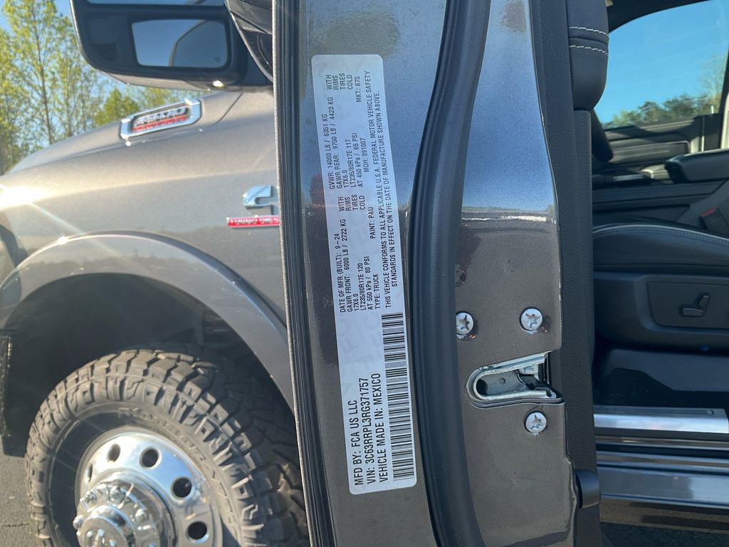 Used 2024 RAM 3500 Limited image 18