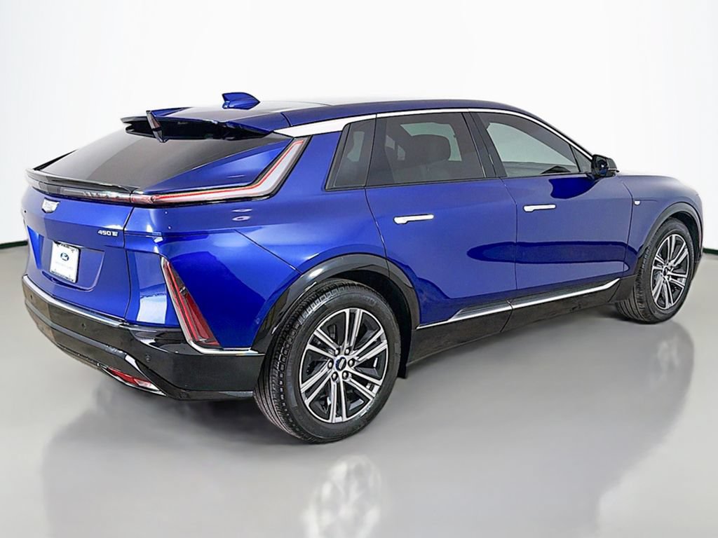 Used 2024 Cadillac Lyriq Luxury RWD image 13