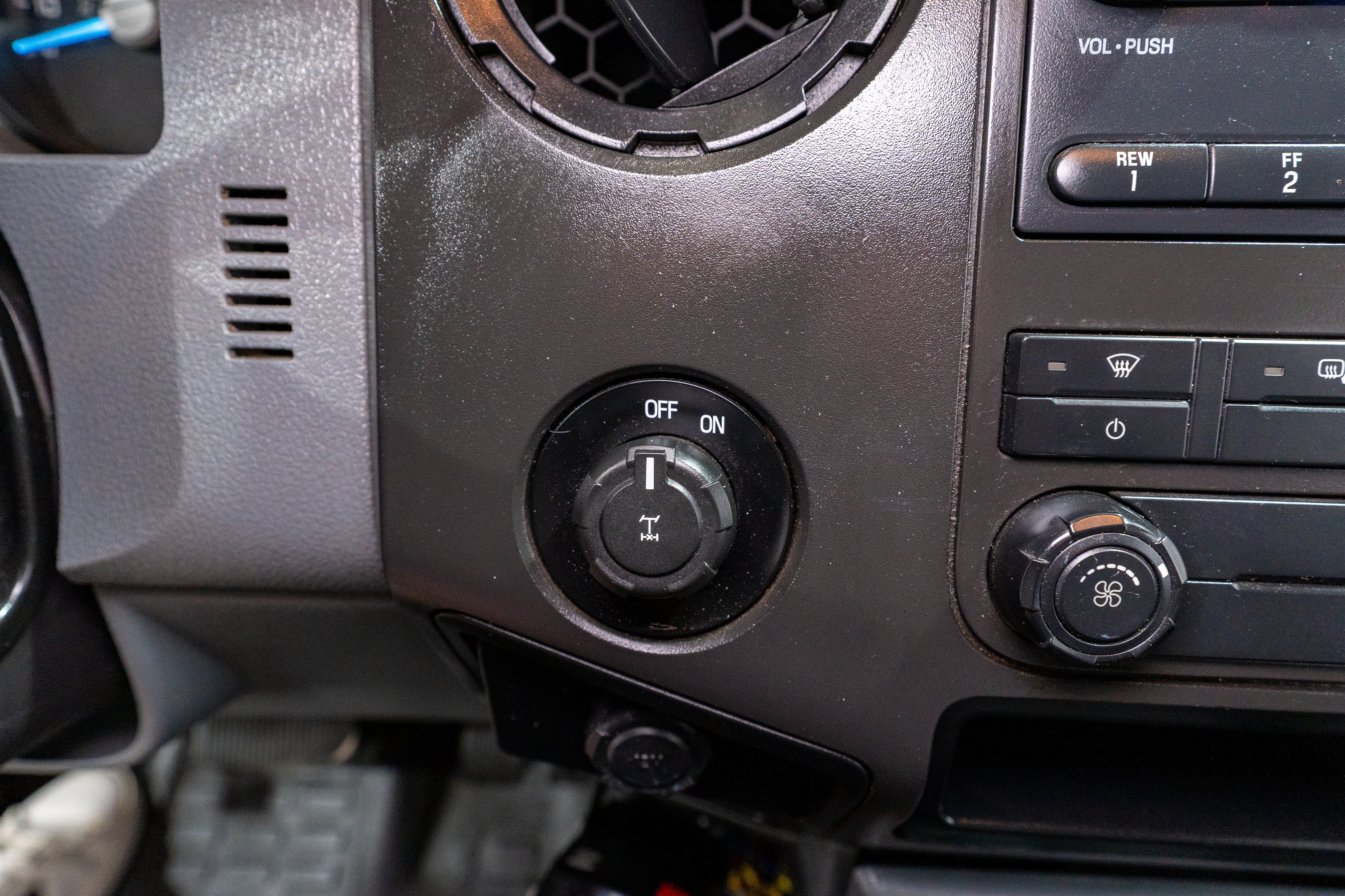 Used 2016 Ford F250 XL w/ Power Equipment Group RWD image 19