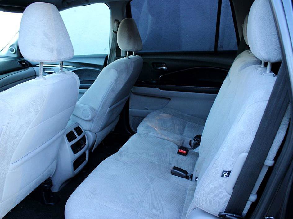 Used 2016 Honda Pilot EX image 14