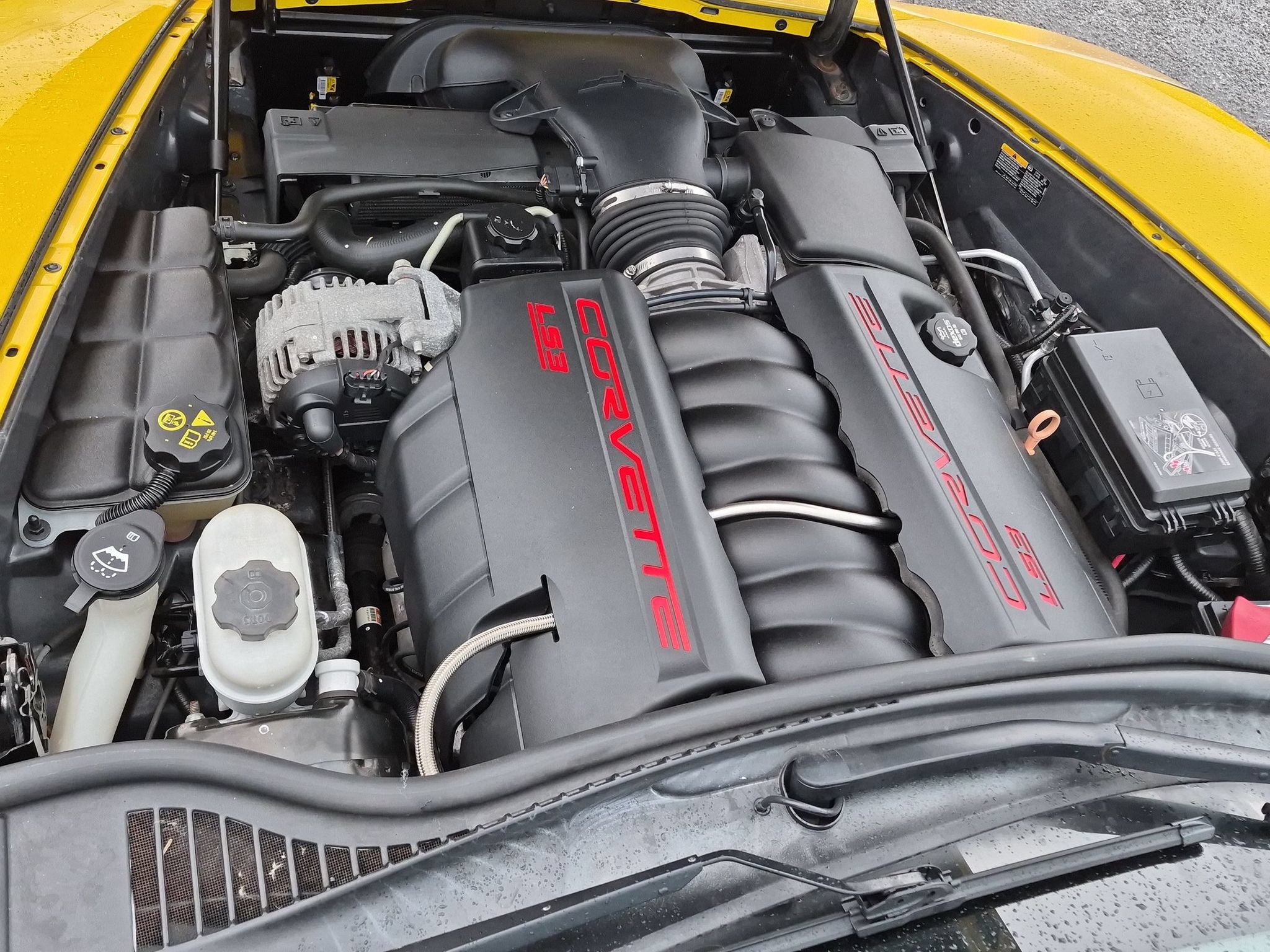 Used 2012 Chevrolet Corvette Grand Sport w/ 4LT Preferred Equipment Group RWD image 16