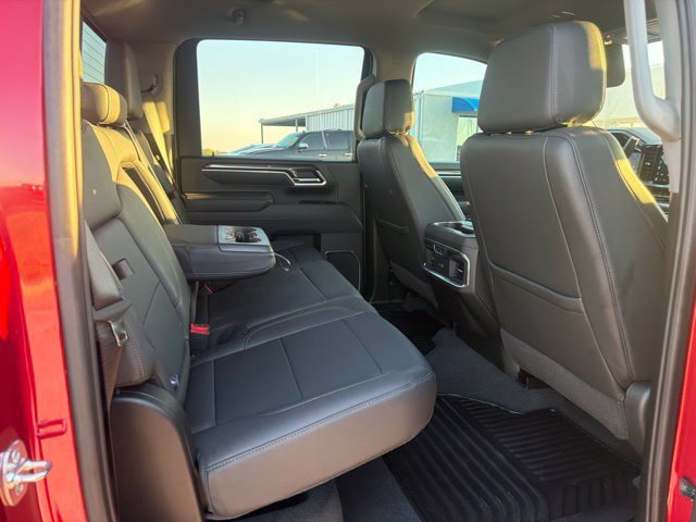 Used 2025 Chevrolet Silverado 3500 LTZ w/ LTZ Plus Package AWD/4WD image 13