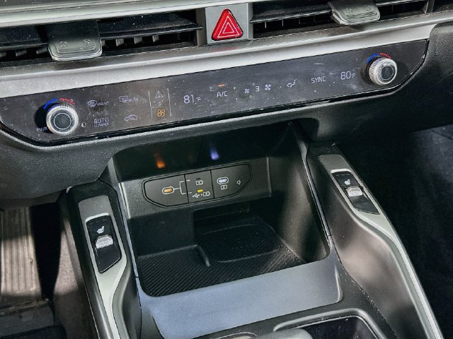 Used 2025 Kia Sorento S w/ Panoramic Sunroof Package AWD/4WD image 21