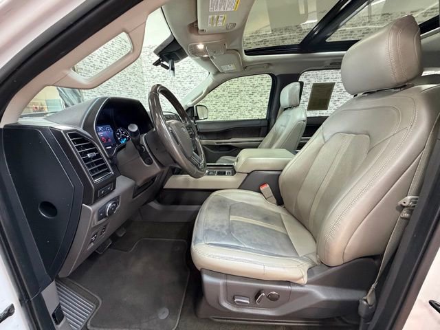Used 2019 Ford Expedition Limited w/ Equipment Group 302A RWD image 20