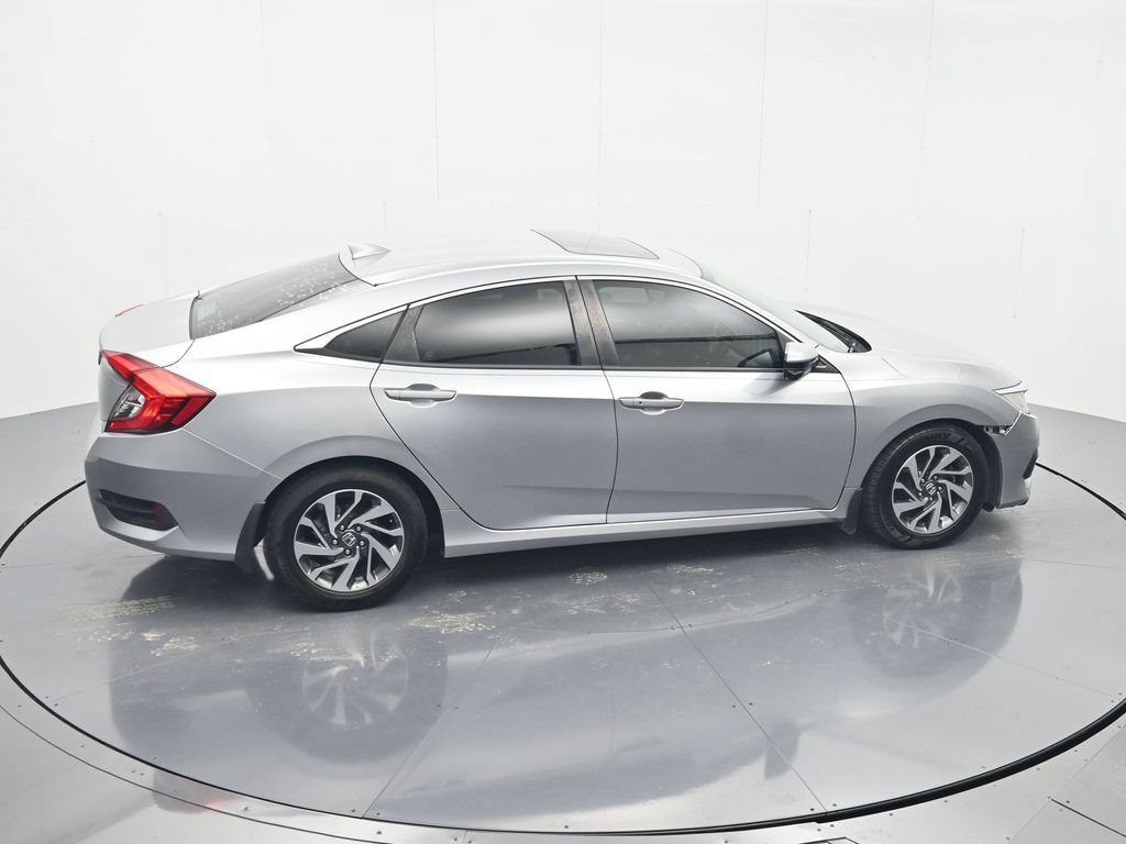 Used 2018 Honda Civic EX image 32