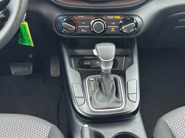 Used 2024 Kia Soul LX w/ Option Group 015 image 17