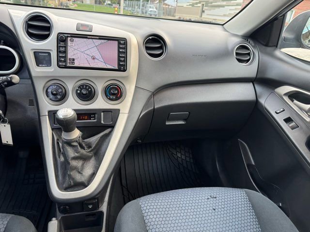 Used 2009 Toyota Matrix XRS image 21