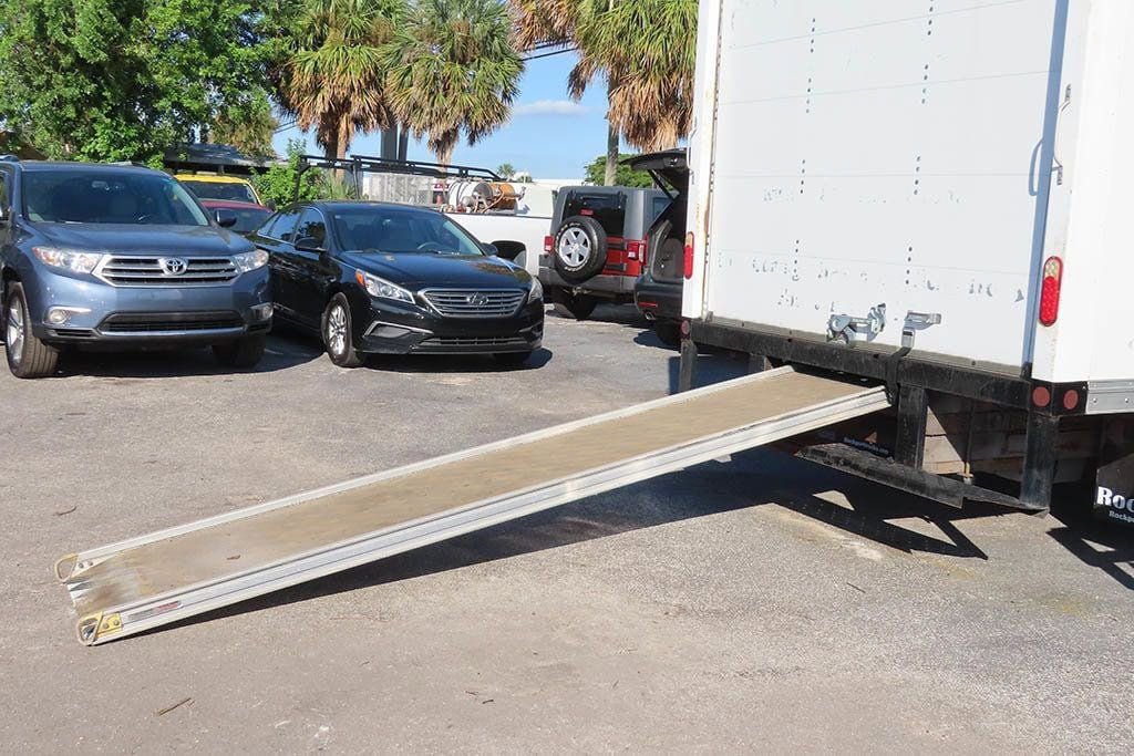 Used 2017 Ford E-450 and Econoline 450 Super Duty w/ Power Windows & Locks Group RWD image 25