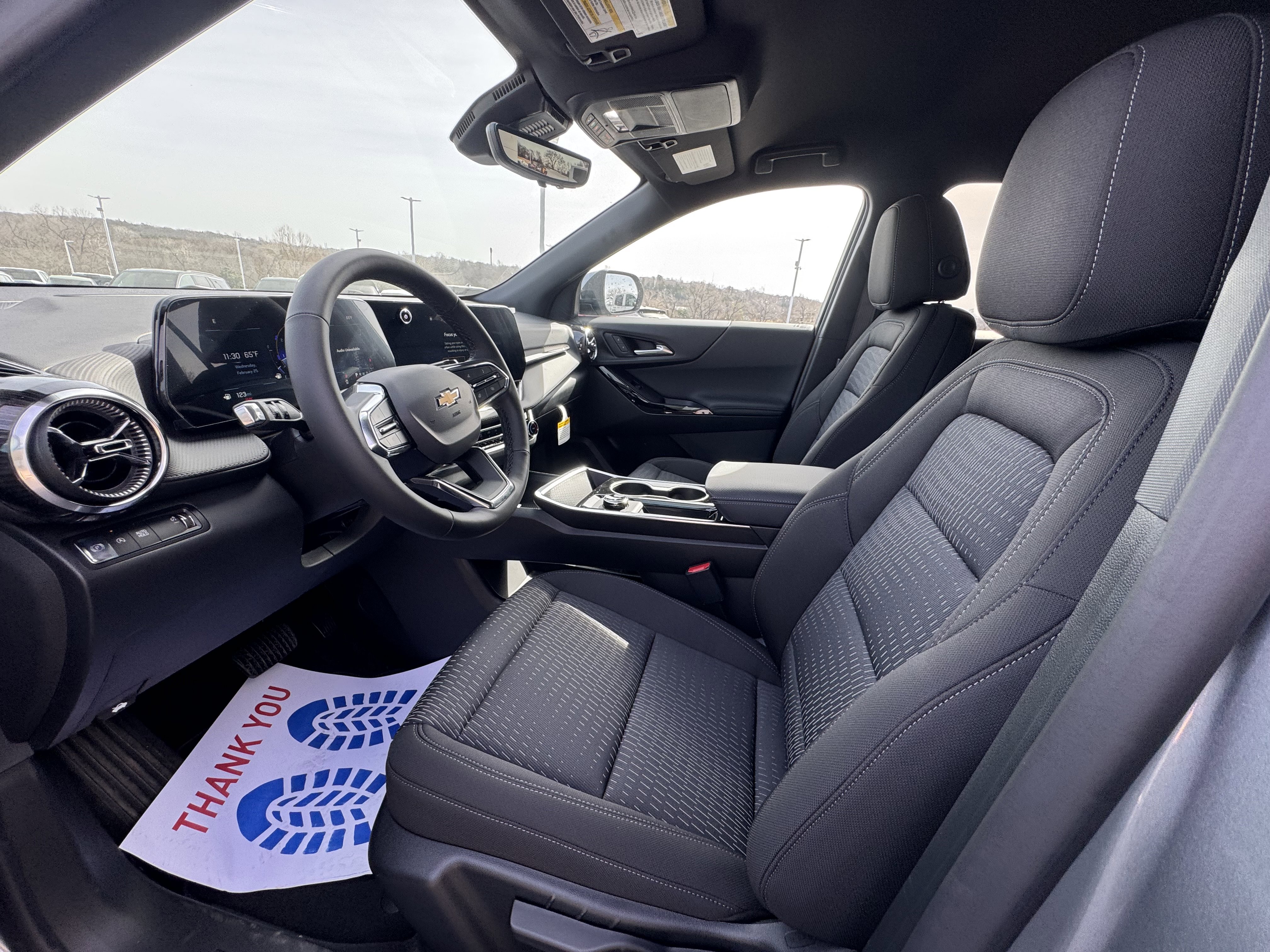 New 2026 Chevrolet Equinox LT image 10