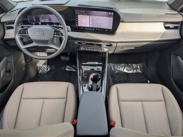 New 2026 Audi Q3 quattro 2.0T w/ Technology Package AWD/4WD image 14