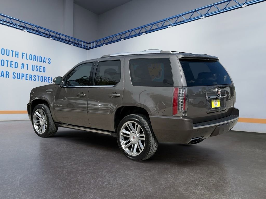 Used 2014 Cadillac Escalade Premium image 4