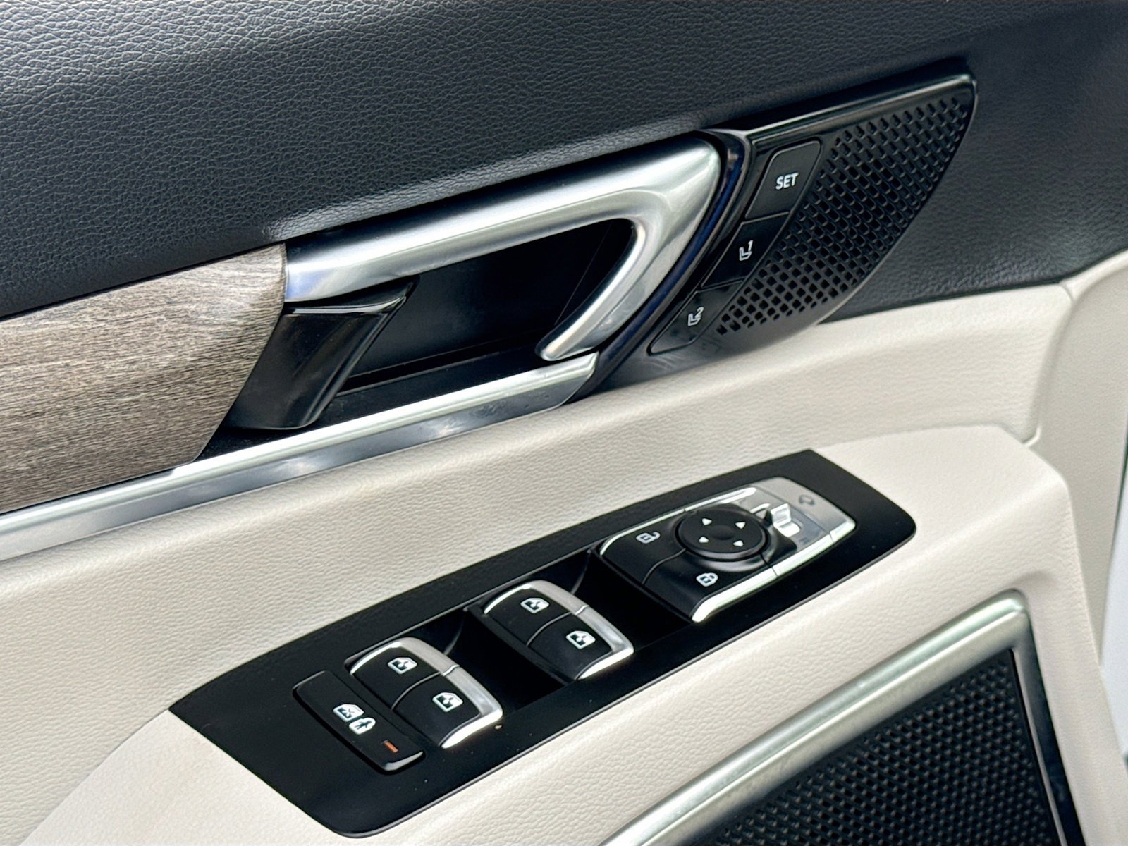 Used 2021 Kia Telluride SX image 8