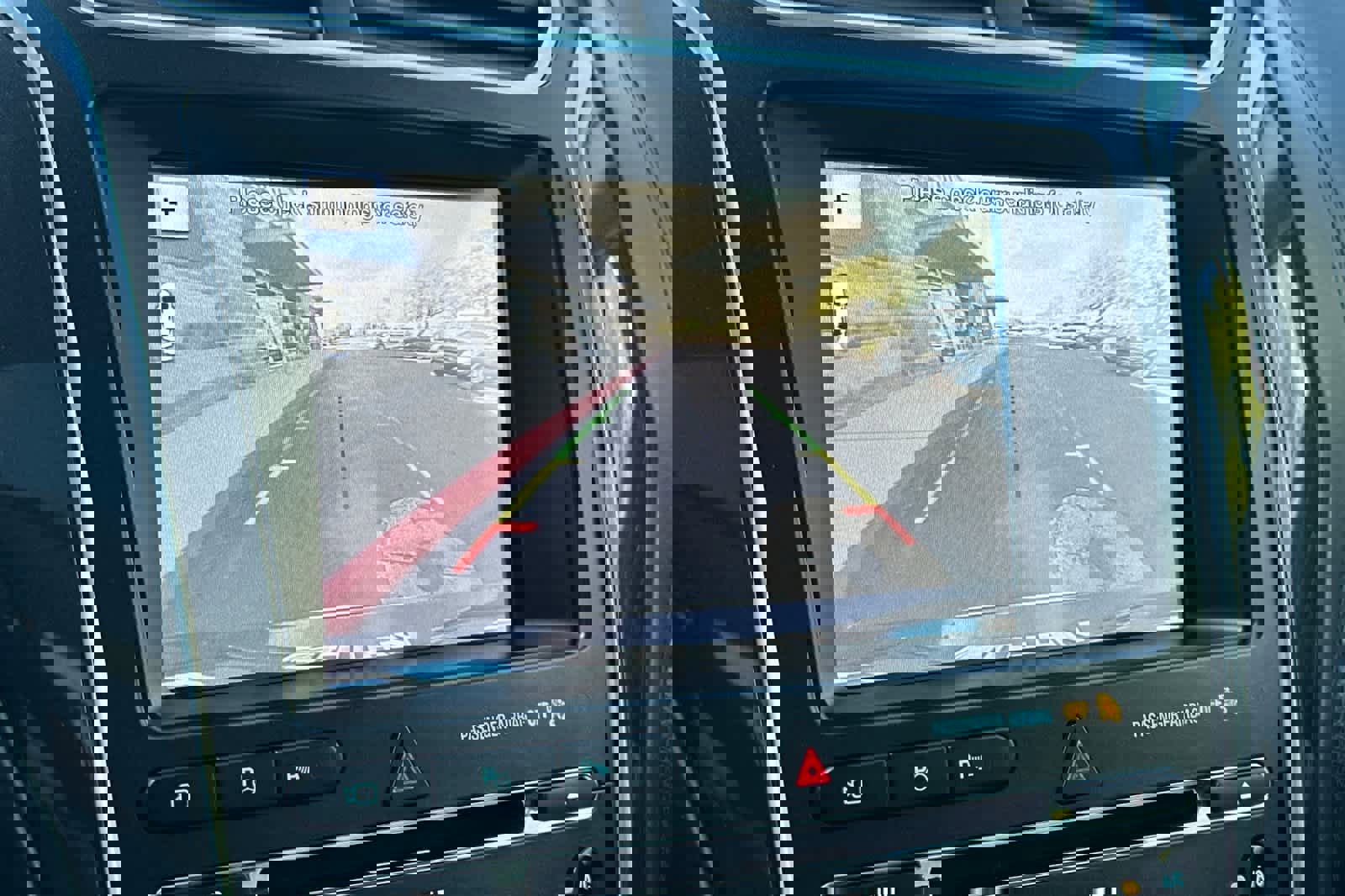 Used 2017 Ford Explorer Platinum image 22