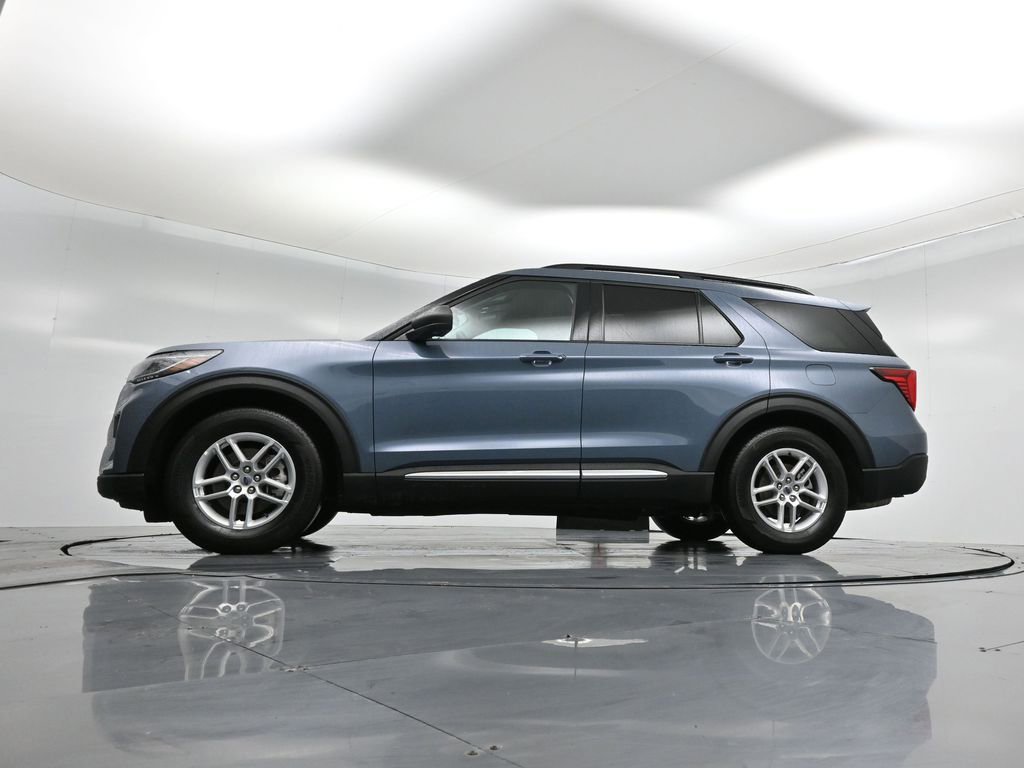 Certified 2025 Ford Explorer Active image 52
