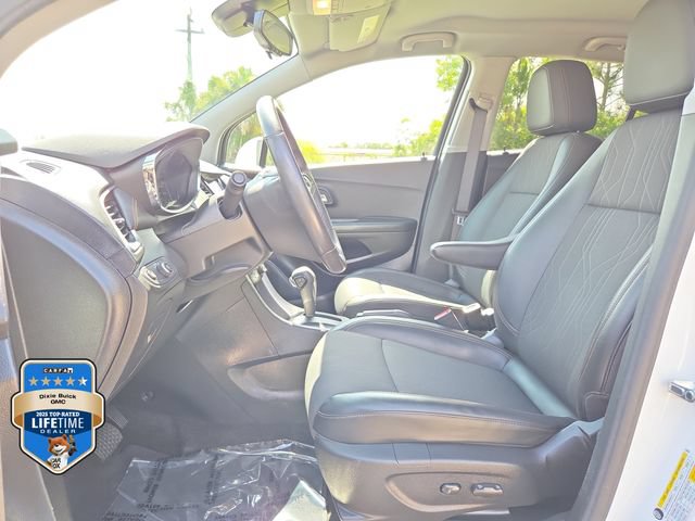 Certified 2022 Chevrolet Trax LT w/ LT Convenience Package FWD image 15