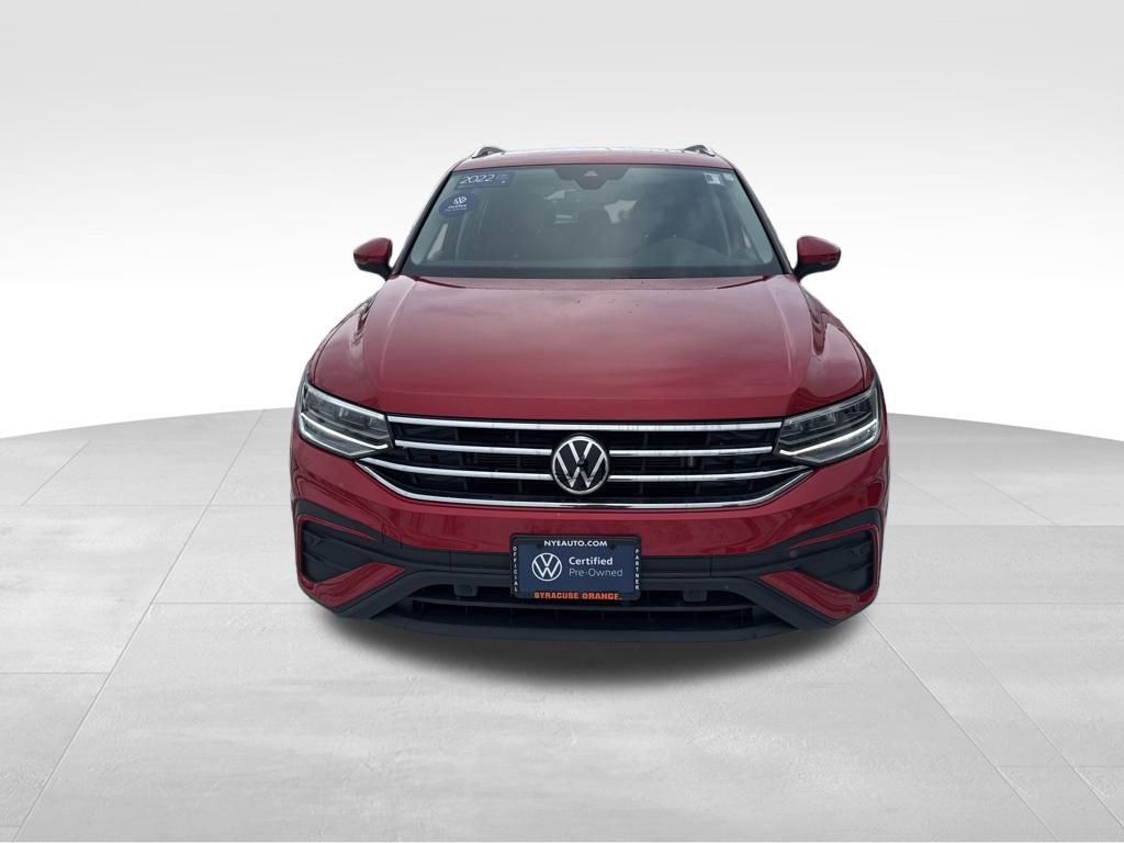 Used 2022 Volkswagen Tiguan SE w/ Panoramic Sunroof Package image 10