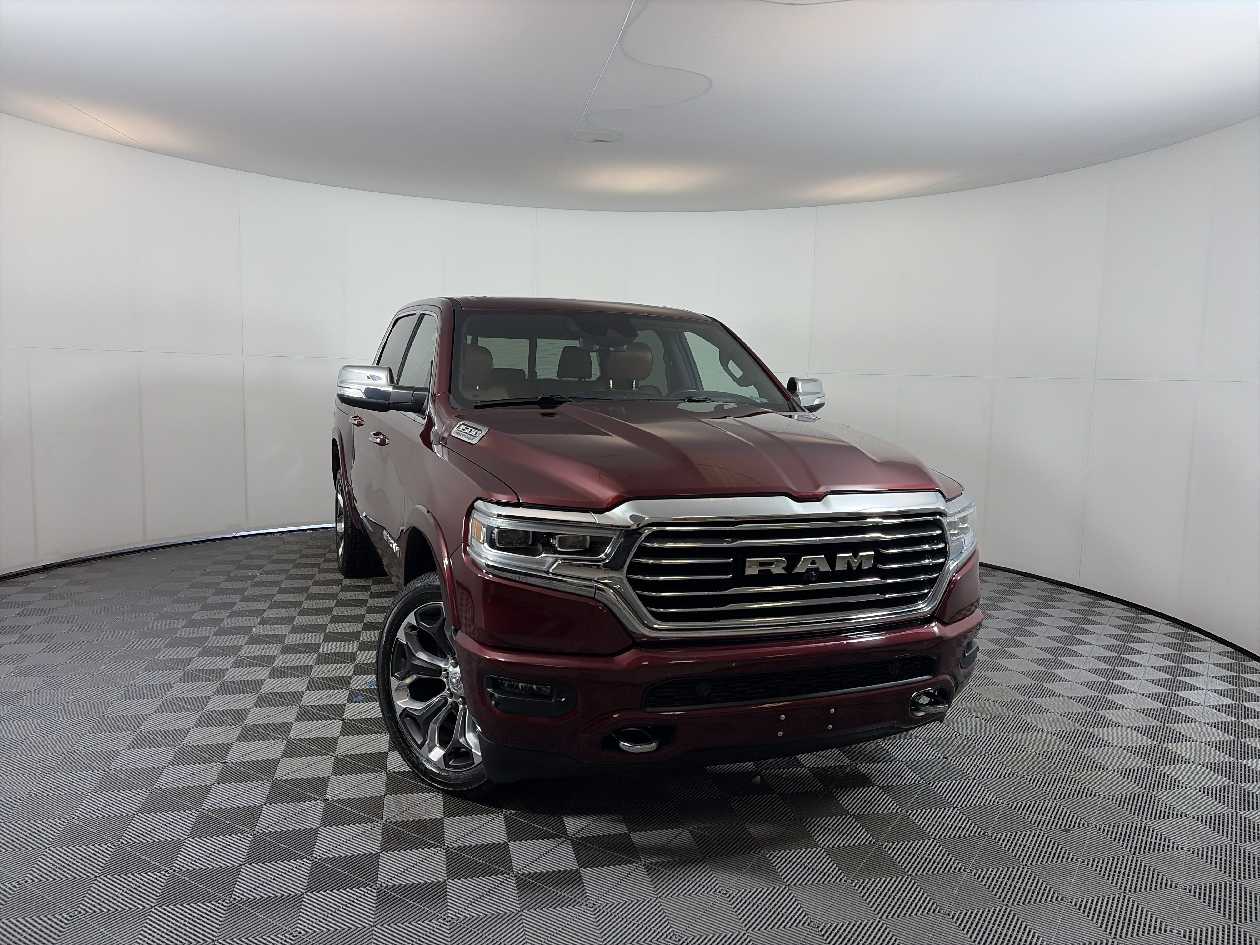 Used 2022 RAM 1500 Limited image 1