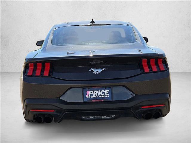 Used 2024 Ford Mustang Coupe RWD image 7
