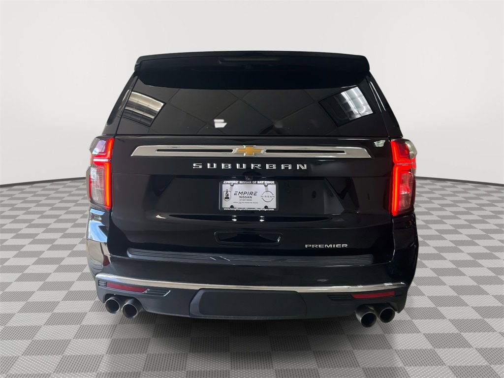 Used 2024 Chevrolet Suburban Premier image 4