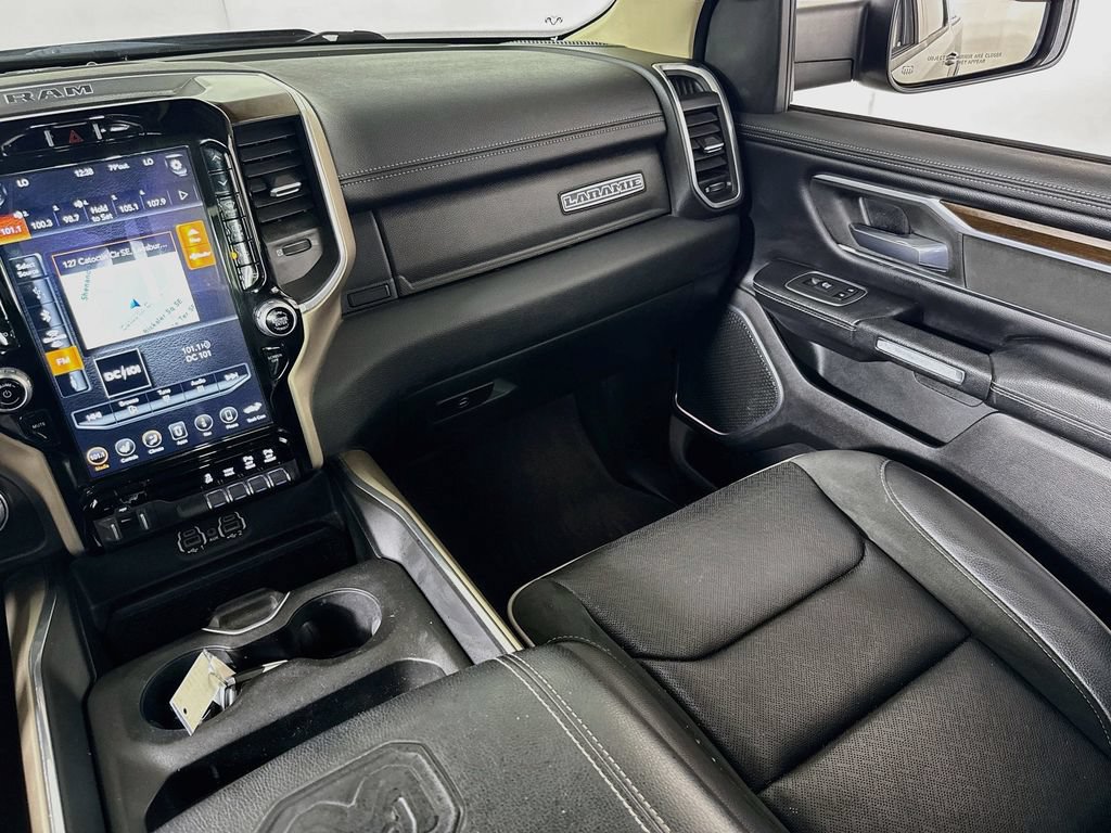 Used 2021 RAM 1500 Laramie AWD/4WD image 23