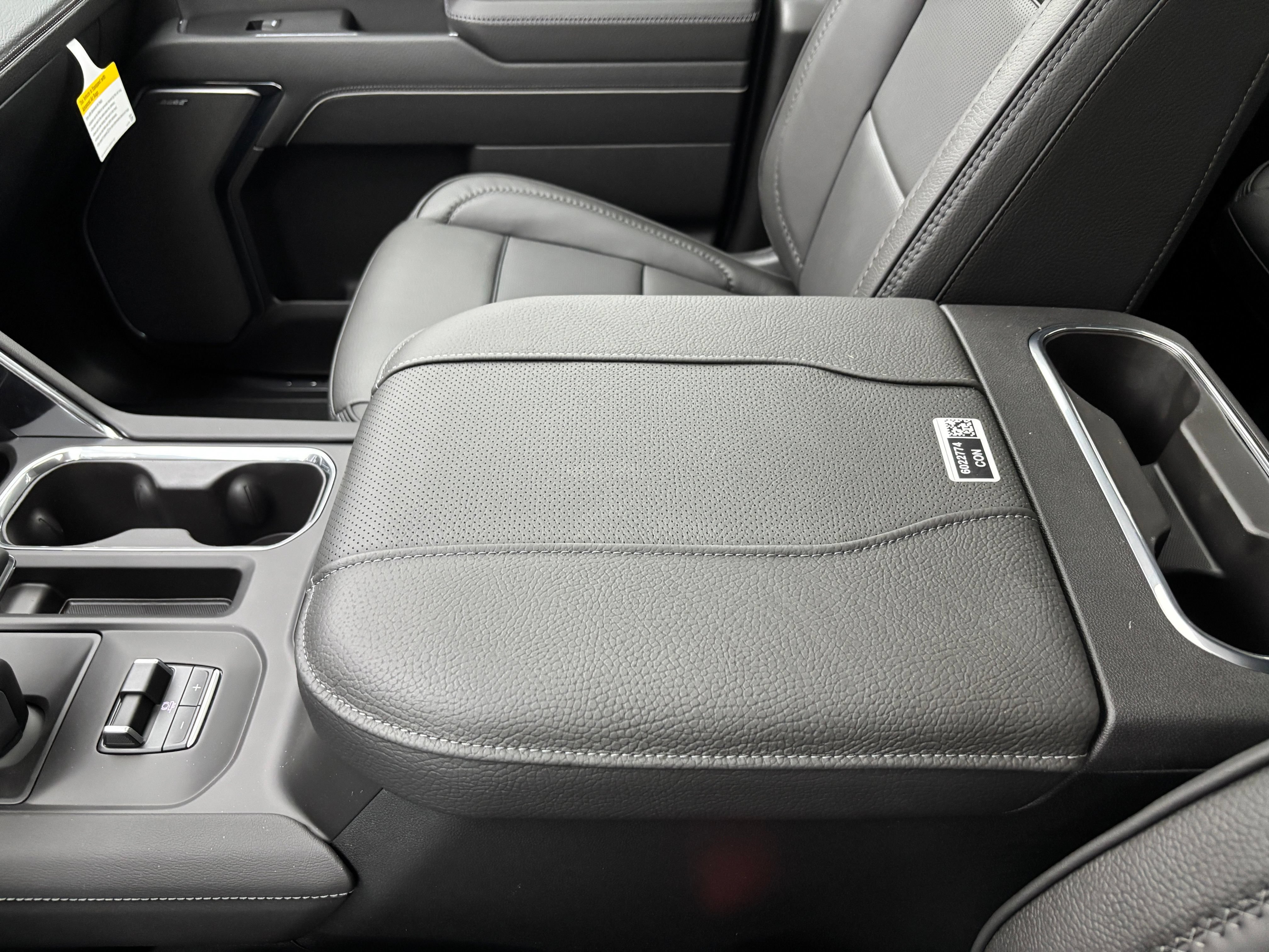 New 2026 GMC Sierra 1500 Denali AWD/4WD image 33