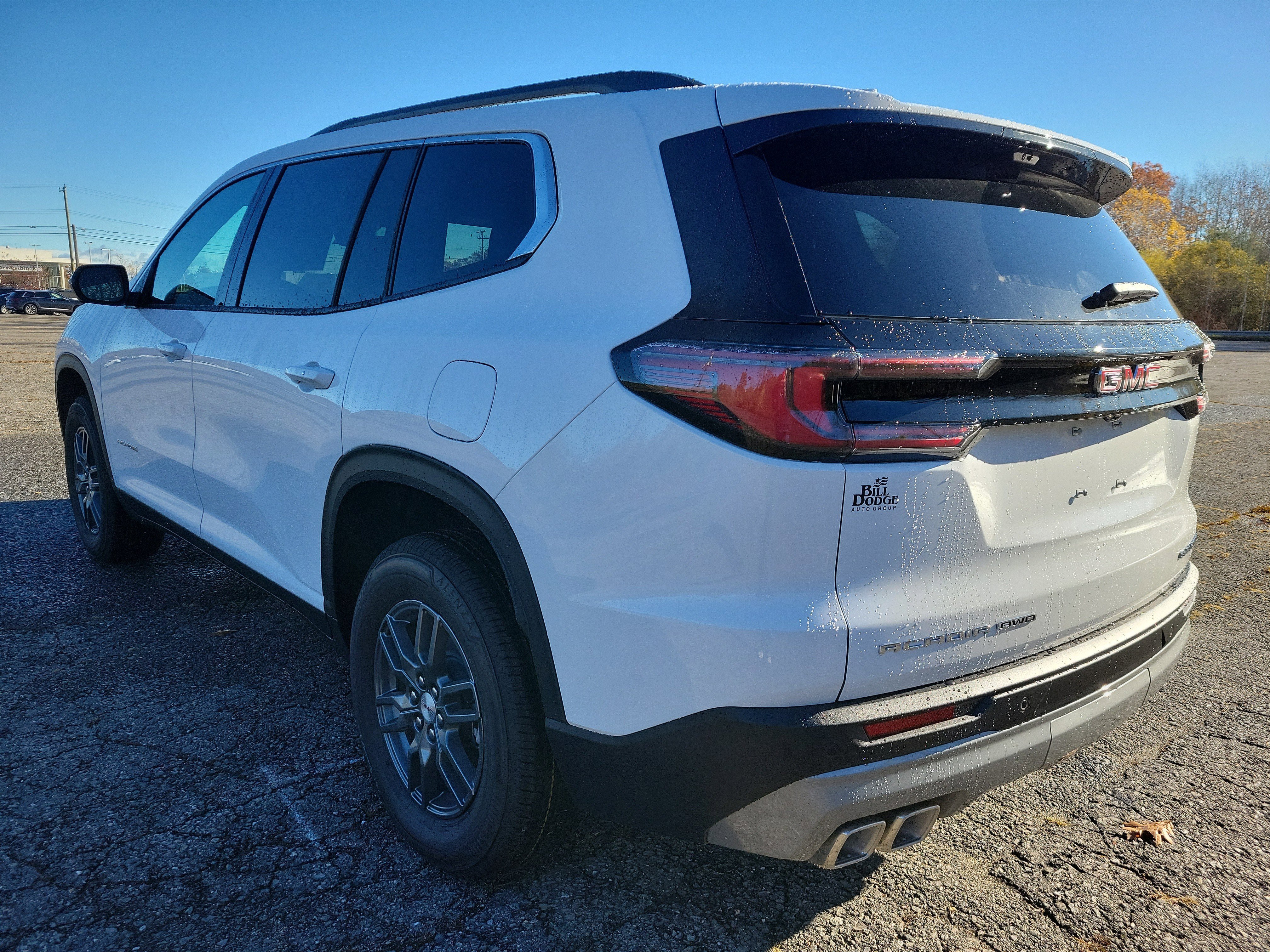New 2026 GMC Acadia Elevation w/ LPO, Floor Liner Package AWD/4WD image 5