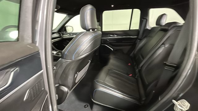 Used 2022 Jeep Grand Cherokee Trailhawk AWD/4WD image 26