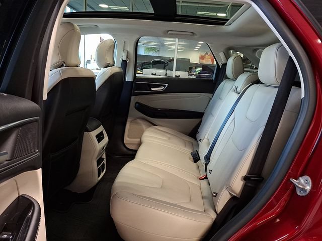 Used 2016 Ford Edge Titanium w/ Canadian Touring Package FWD image 9