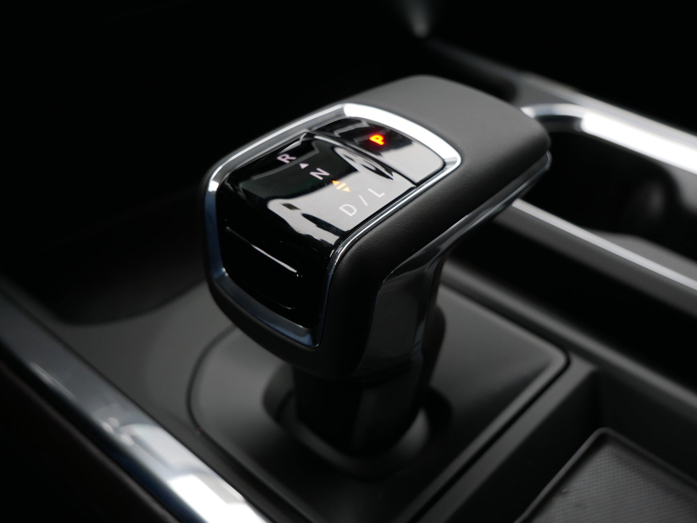 New 2026 GMC Sierra 1500 SLT w/ SLT Premium Plus Package image 9