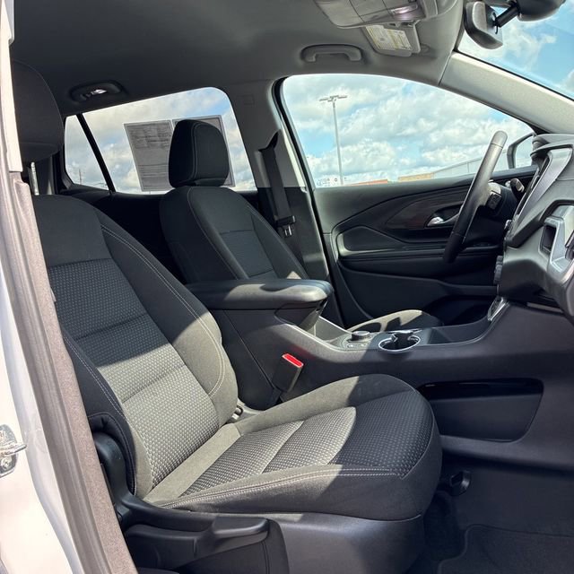 Used 2022 GMC Terrain SLE w/ Driver Convenience Package FWD image 13