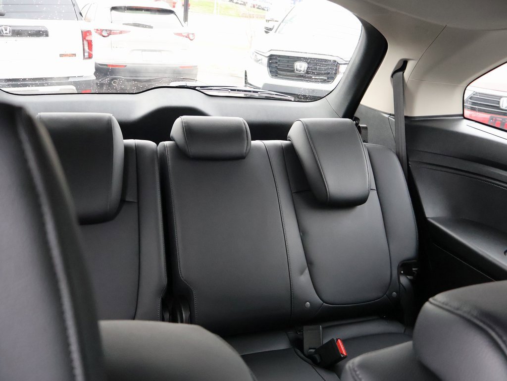 Certified 2025 Honda Odyssey EX-L image 13