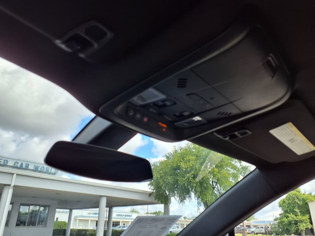 Used 2018 Cadillac XT5 Luxury FWD image 34