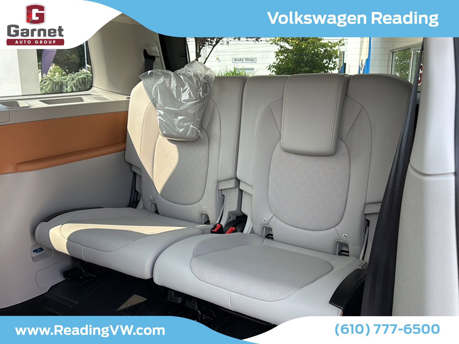 New 2025 Volkswagen ID. Buzz 1st Edition image 11