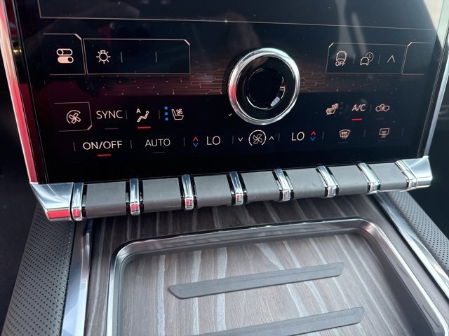 New 2025 GMC Sierra EV Denali image 19