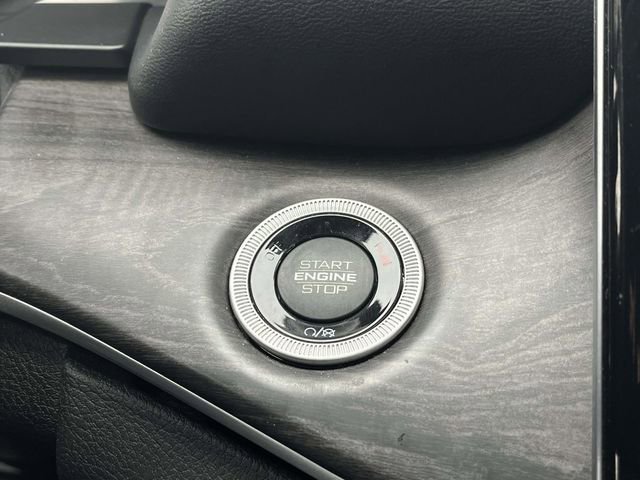 Used 2021 Jeep Grand Cherokee L Limited image 35