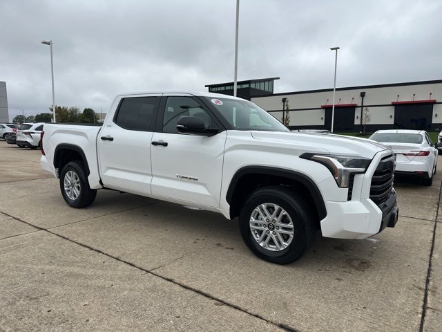 New 2026 Toyota Tundra SR5 image 2