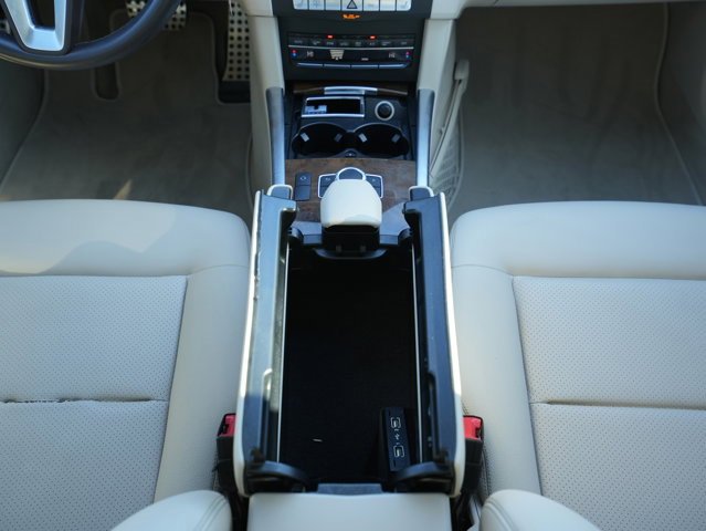 Used 2016 Mercedes-Benz E 350 Sedan image 30