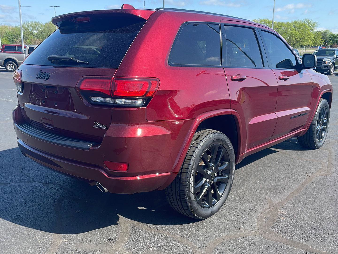 Used 2021 Jeep Grand Cherokee Laredo X AWD/4WD image 5