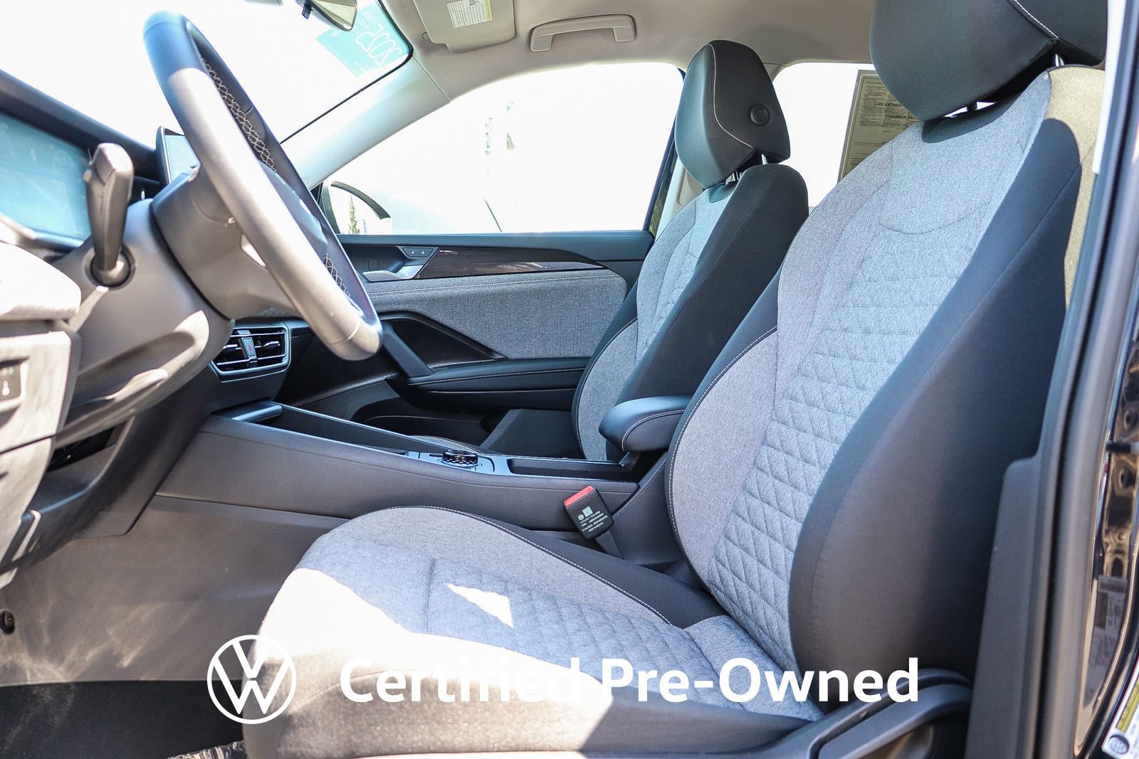Used 2025 Volkswagen Tiguan S FWD image 19