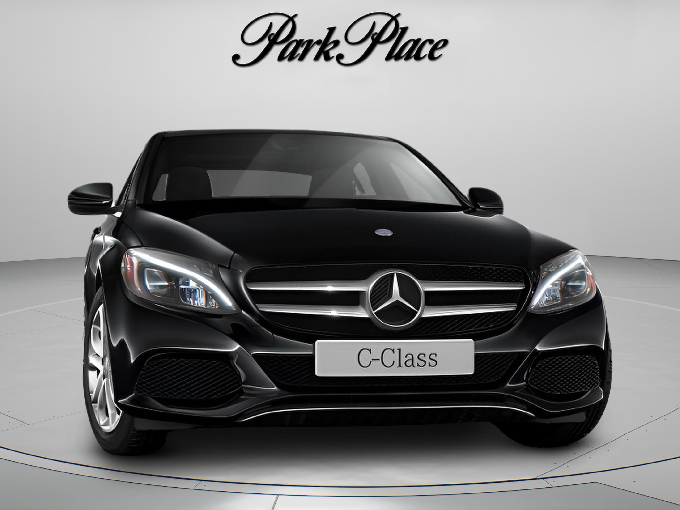 Used 2017 Mercedes-Benz C 300 Sedan image 34
