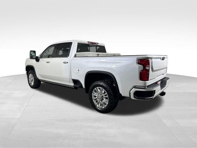Used 2023 Chevrolet Silverado 2500 High Country w/ Z71 Off-Road Package image 4
