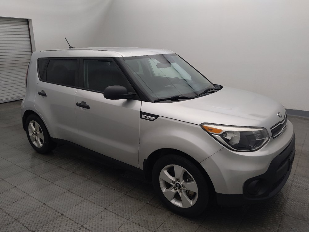 Used 2018 Kia Soul FWD image 11