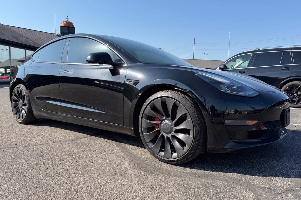 Used 2022 Tesla Model 3 Performance AWD/4WD image 10